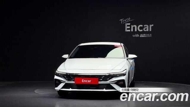 Hyundai AVANTE 2024 — photo 3