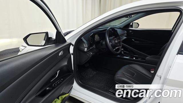Hyundai AVANTE 2024 — photo 13
