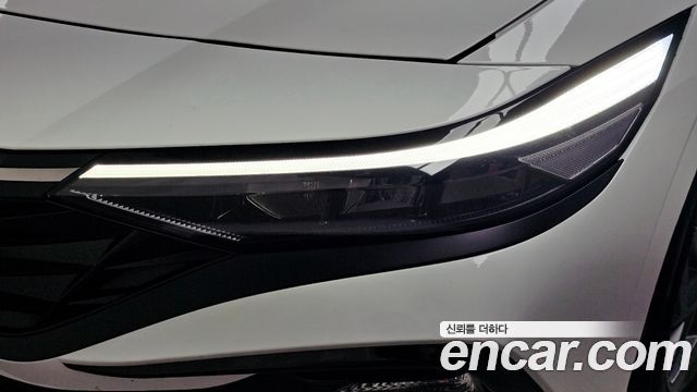 Hyundai AVANTE 2024 — photo 8