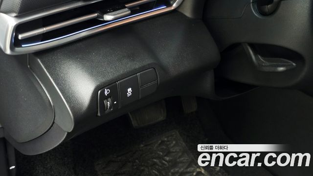 Hyundai AVANTE 2024 — photo 27