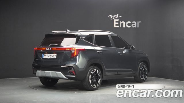 Kia Seltos 2023 — photo 2
