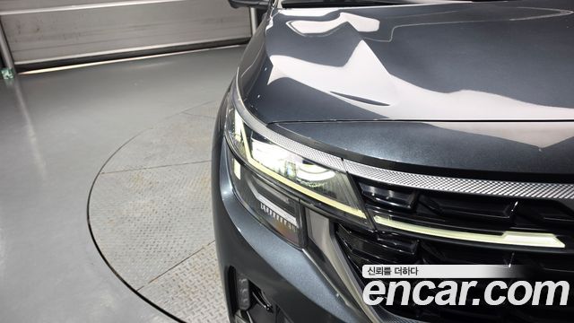 Kia Seltos 2023 — photo 8