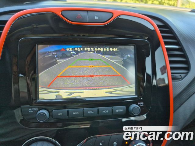 Renault Korea QM3 2015 — photo 13