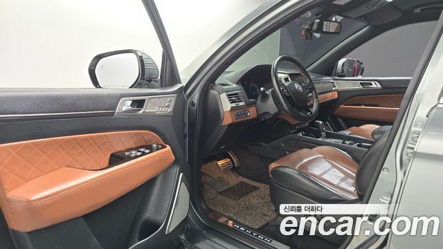 KG Mobility Rexton 2018 — photo 13
