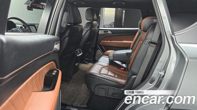 KG Mobility Rexton 2018 — photo 18
