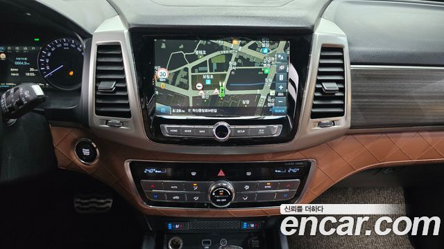 KG Mobility Rexton 2018 — photo 22
