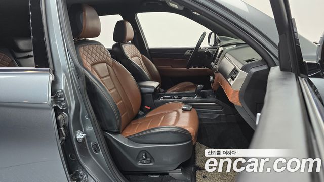 KG Mobility Rexton 2018 — photo 16