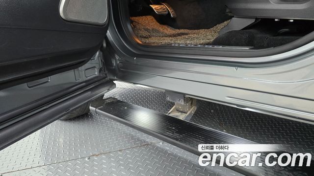 KG Mobility Rexton 2018 — photo 34