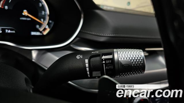 Genesis G80 2021 — photo 38