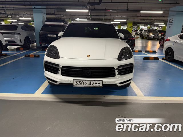 Porsche Cayenne 2020 — photo 2