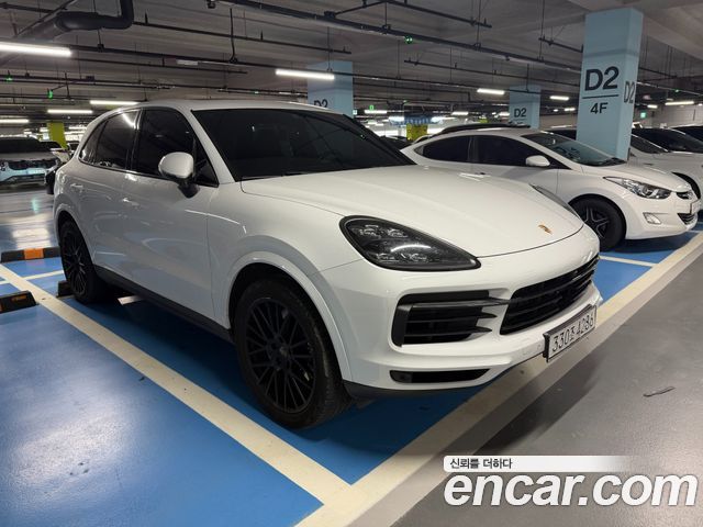 Porsche Cayenne 2020 — photo 3