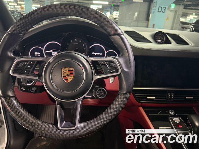 Porsche Cayenne 2020 — photo 10