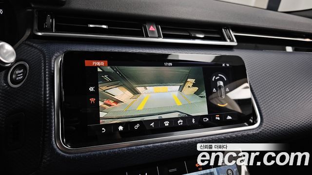 Land Rover Range Rover Velar 2018 — photo 21
