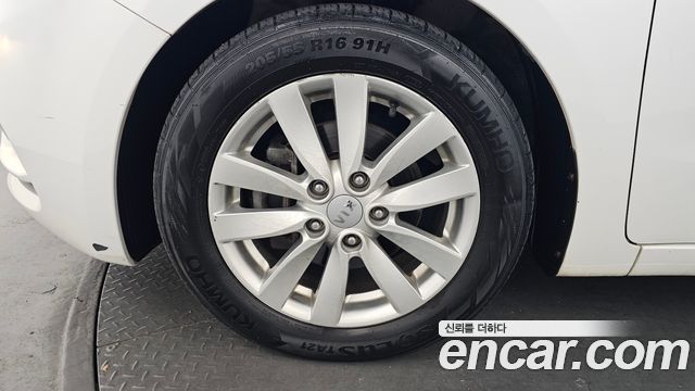 Kia K3 2014 — photo 5