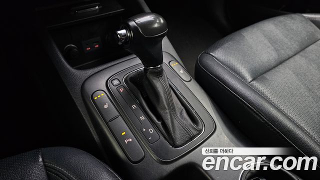 Kia K3 2014 — photo 9