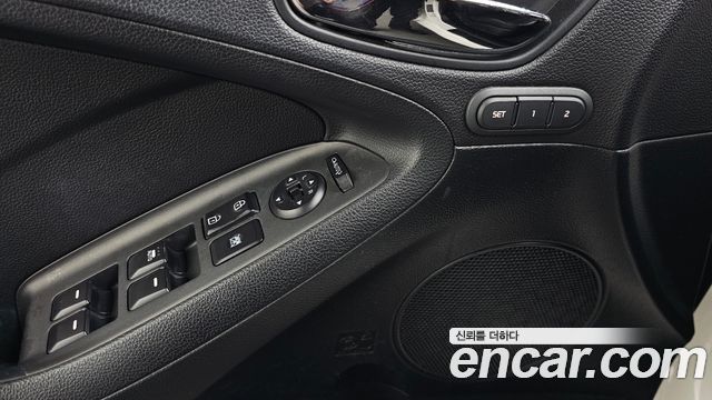Kia K3 2014 — photo 18