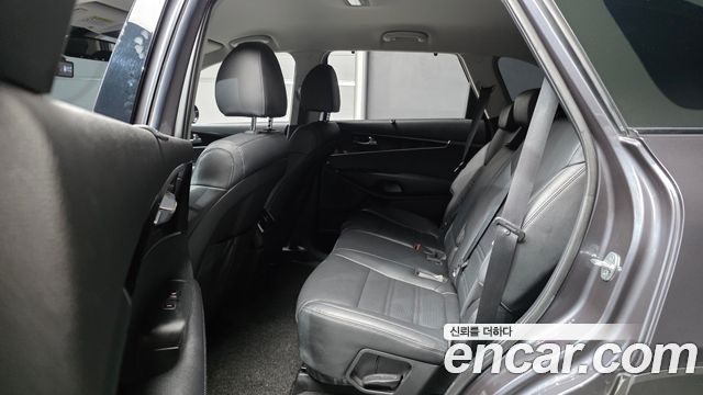 Kia Sorento 2019 — photo 18
