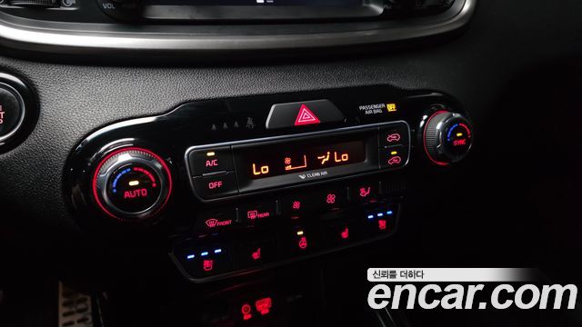Kia Sorento 2019 — photo 23