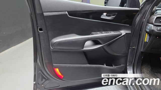 Kia Sorento 2019 — photo 14