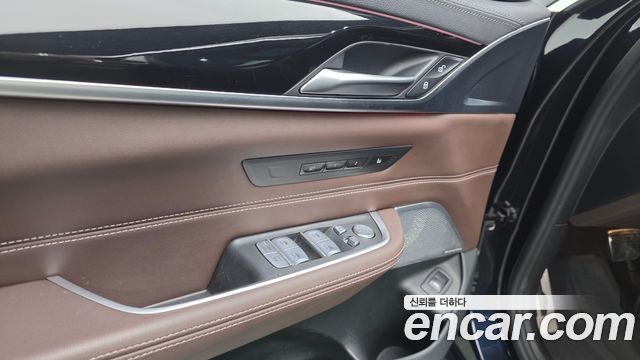 BMW Gran Turismo 2023 — photo 14