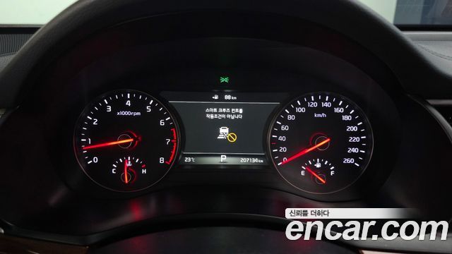 Kia K7 2016 — photo 8