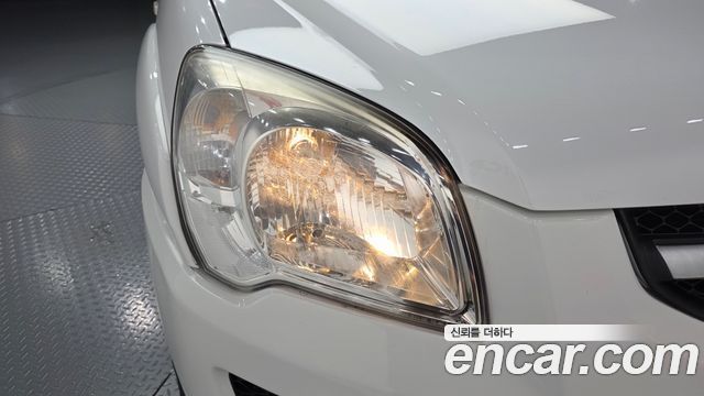 Kia Sportage 2010 — photo 8