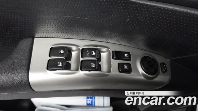 Kia Sportage 2010 — photo 28