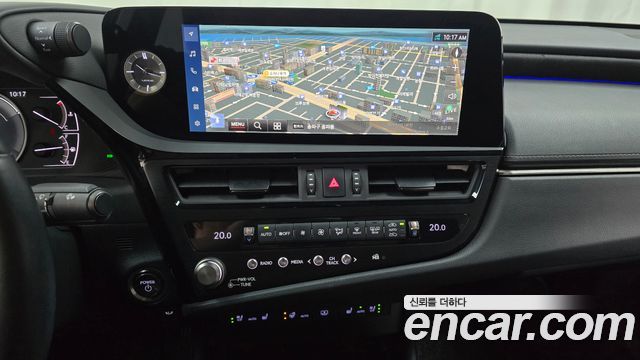 Lexus ES 2024 — photo 19