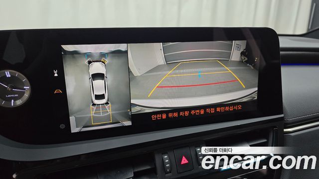 Lexus ES 2024 — photo 20