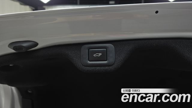 Lexus ES 2024 — photo 31