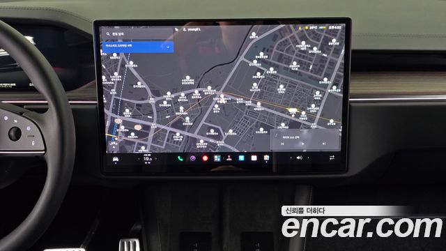 Tesla Model X 2026 — photo 18