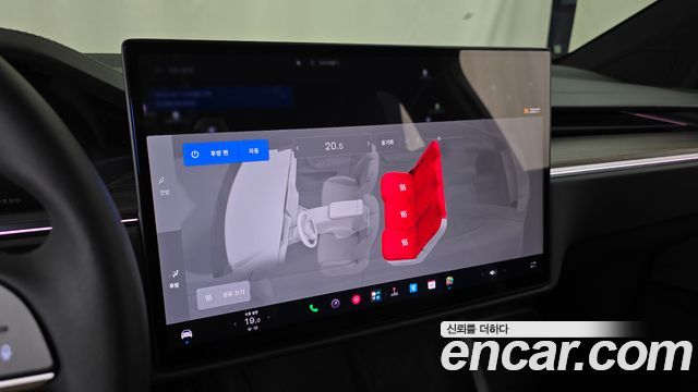 Tesla Model X 2026 — photo 20