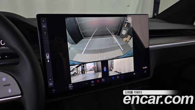 Tesla Model X 2026 — photo 22