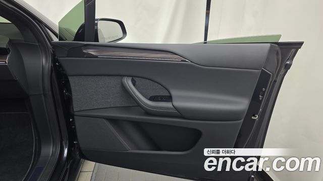 Tesla Model X 2026 — photo 15