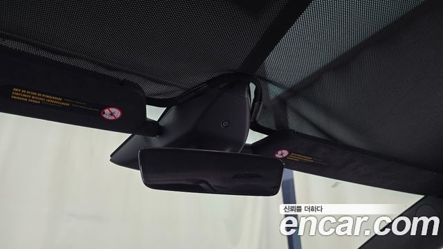 Tesla Model X 2026 — photo 28