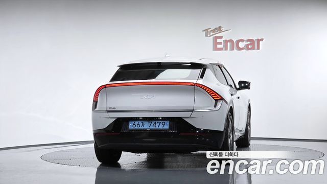 Kia EV6 2023 — photo 4