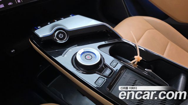 Kia EV6 2023 — photo 12