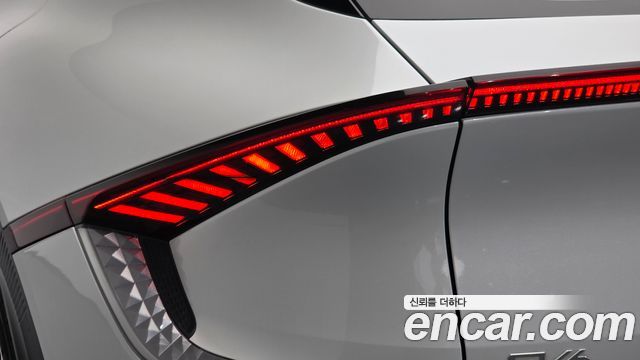 Kia EV6 2023 — photo 9
