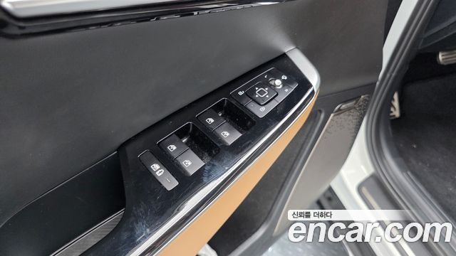 Kia EV6 2023 — photo 27