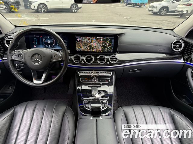 Mercedes-Benz E-Class 2017 — photo 5