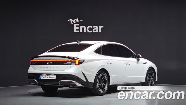 Hyundai Sonata 2024 — photo 2