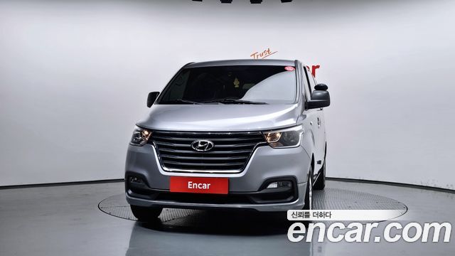 Hyundai Starex 2021 — photo 3