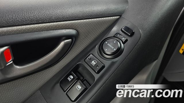 Hyundai Starex 2021 — photo 23