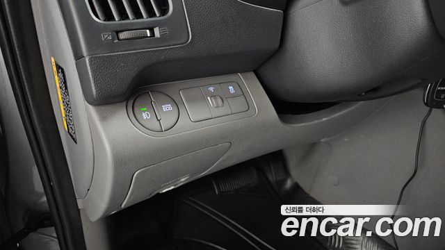 Hyundai Starex 2021 — photo 25