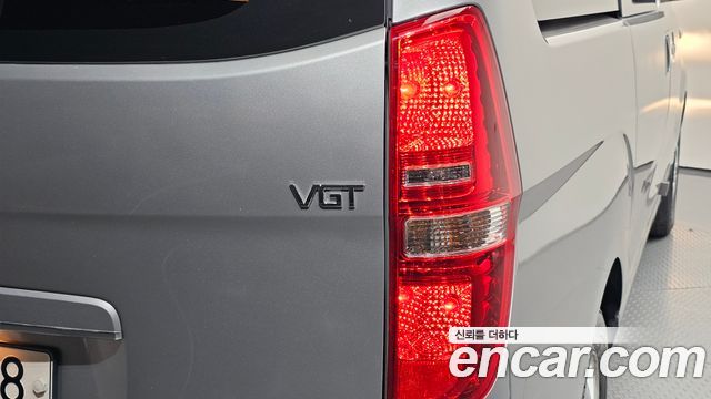 Hyundai Starex 2021 — photo 9