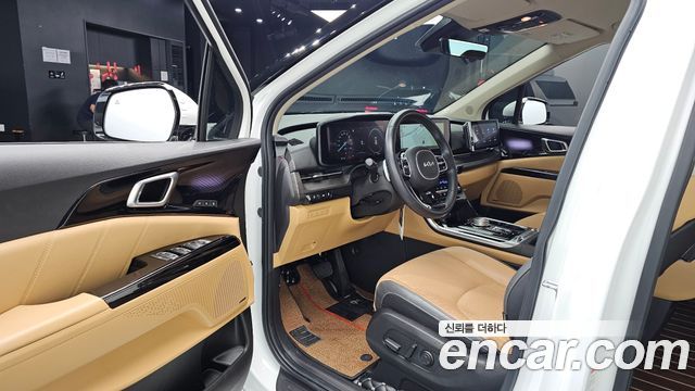 Kia Canival 2023 — photo 13