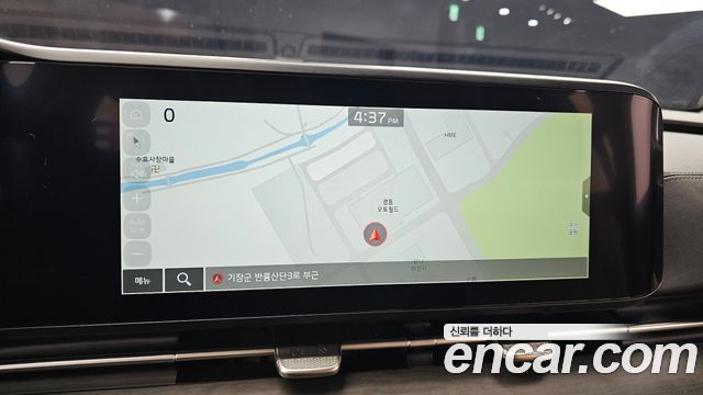 Kia Canival 2023 — photo 20