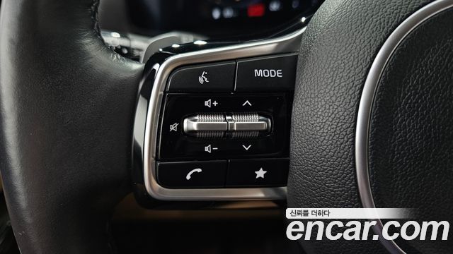 Kia Canival 2023 — photo 30