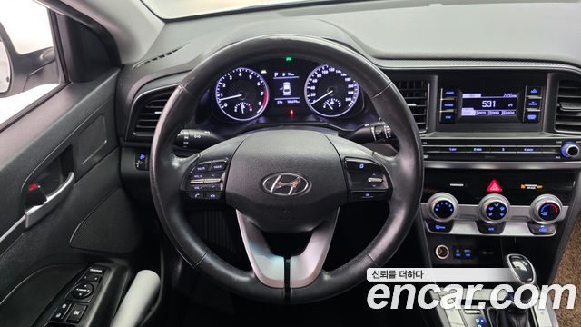 Hyundai AVANTE 2020 — photo 19