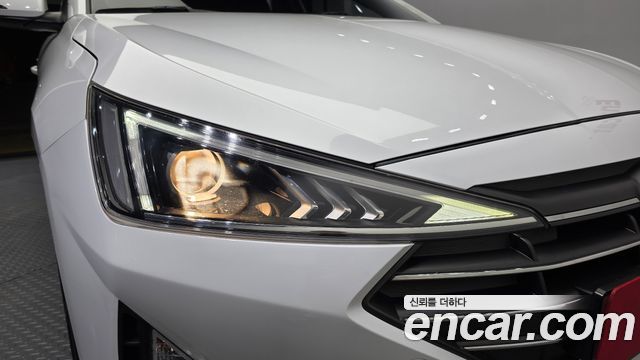 Hyundai AVANTE 2020 — photo 8